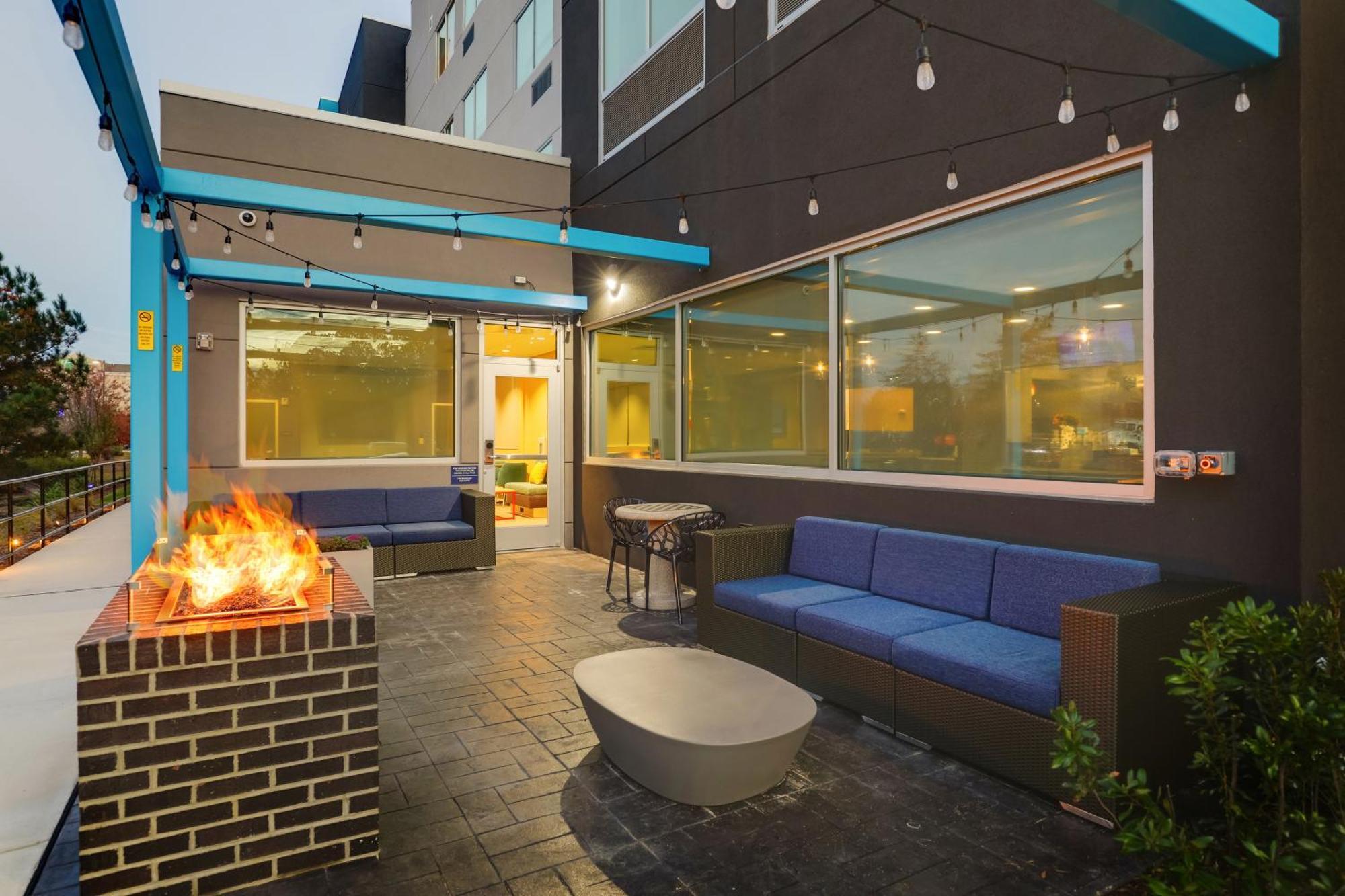 Tru By Hilton Leland Wilmington Hotell Exteriör bild